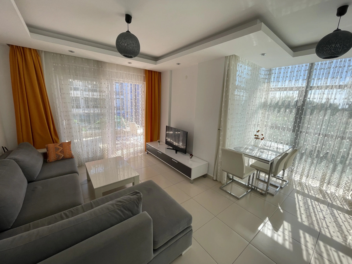 Апартаменты у моря 320 м с балконом