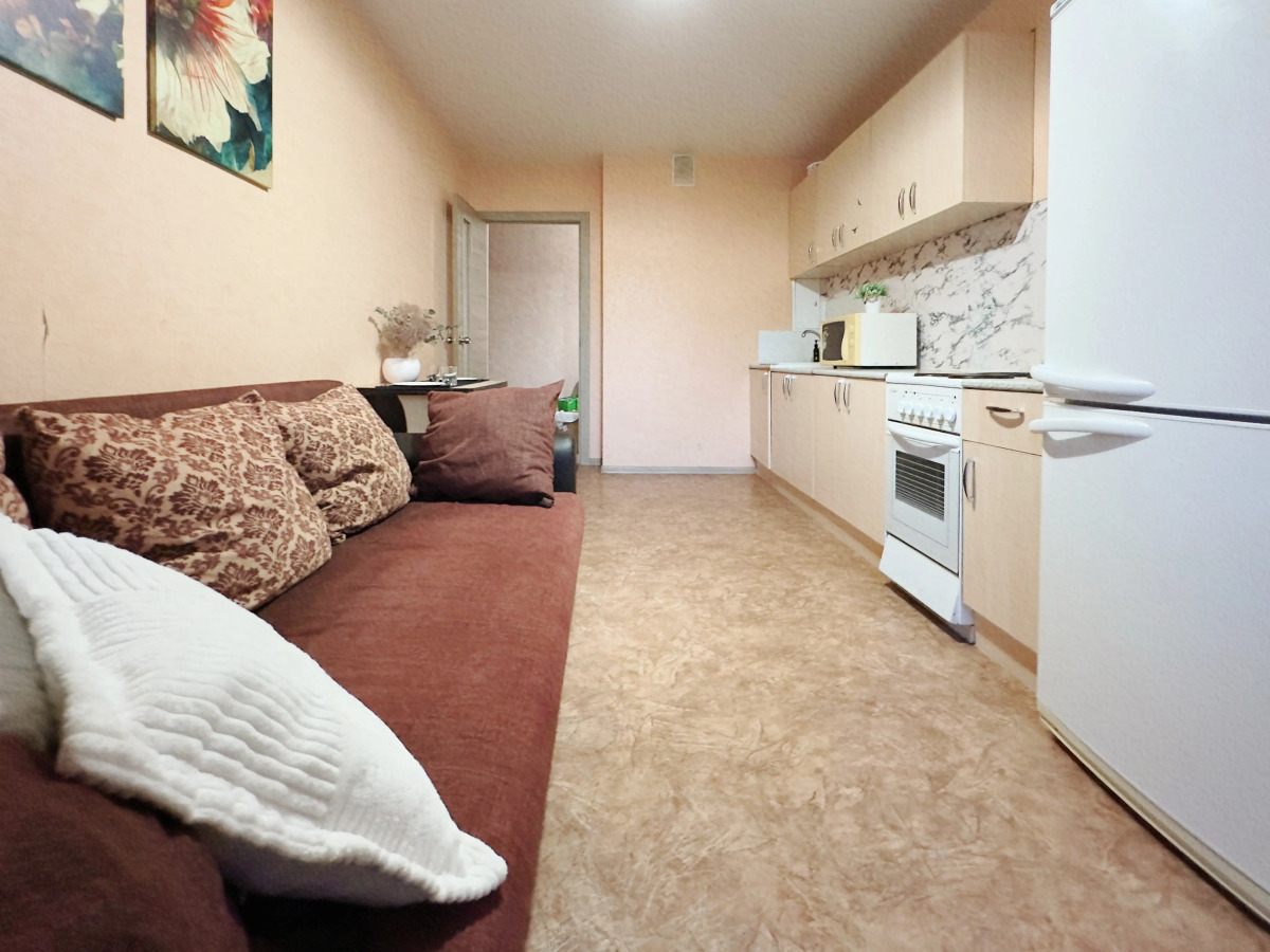 Большая трехкомнатная квартира на Московском проспекте