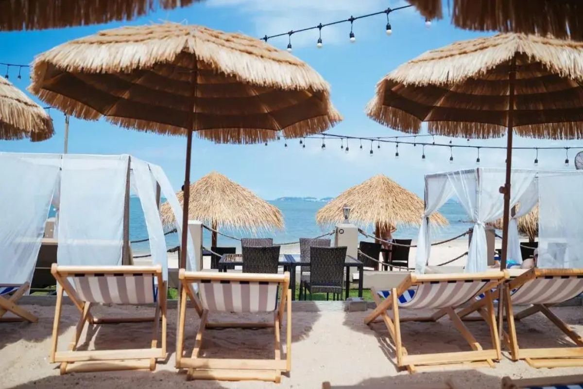 Курортный отель Golden Tulip Pattaya Beach Resort