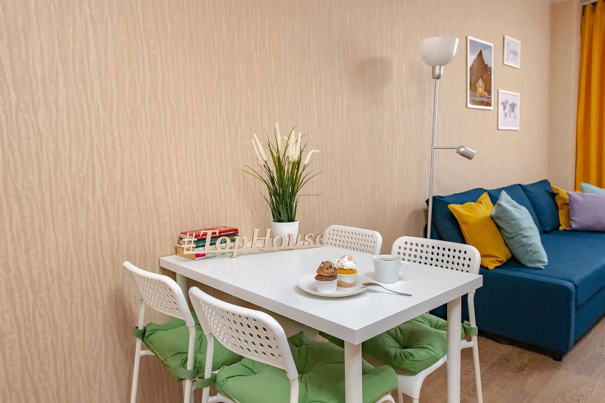 Апартаменты TopHouse на Жигура 12а  двухкомнатные