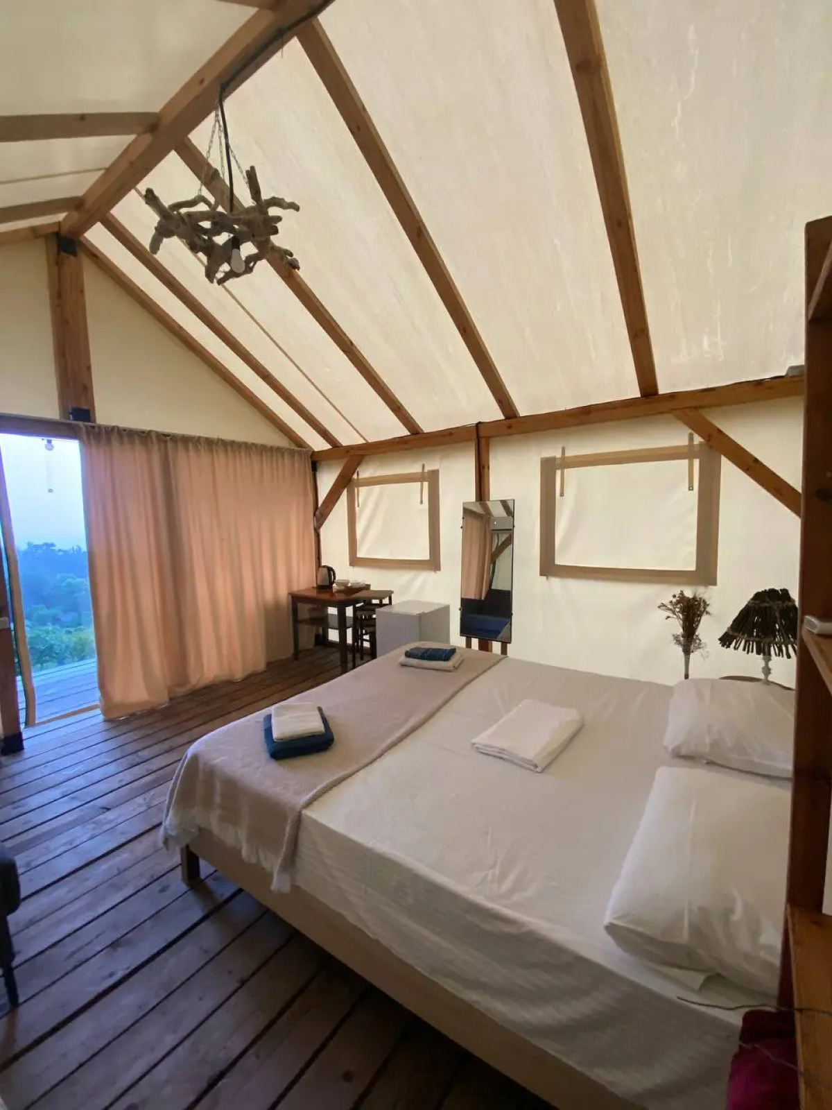 Глэмпинг Дружба