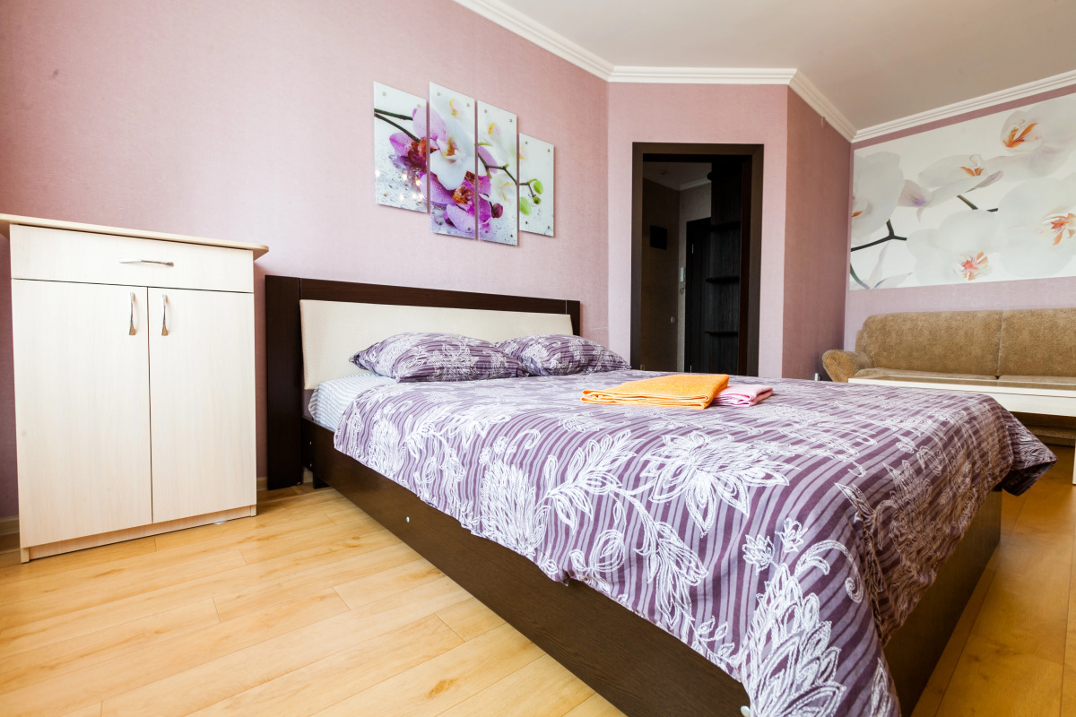 Апартаменты Папанинцев 111