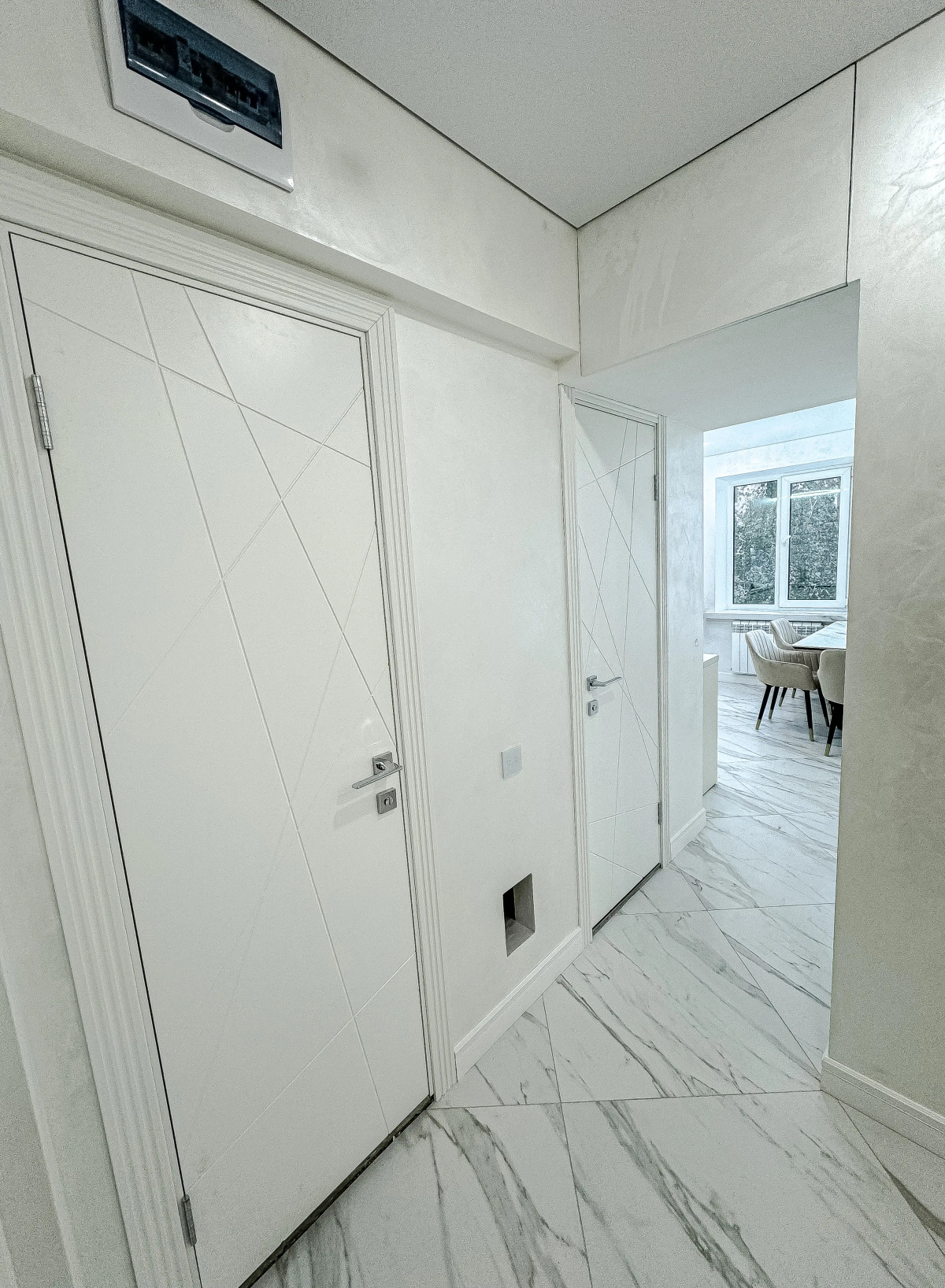 Апартаменты на Чкалова после ремонта, 2 комнаты: гостиная и спальня