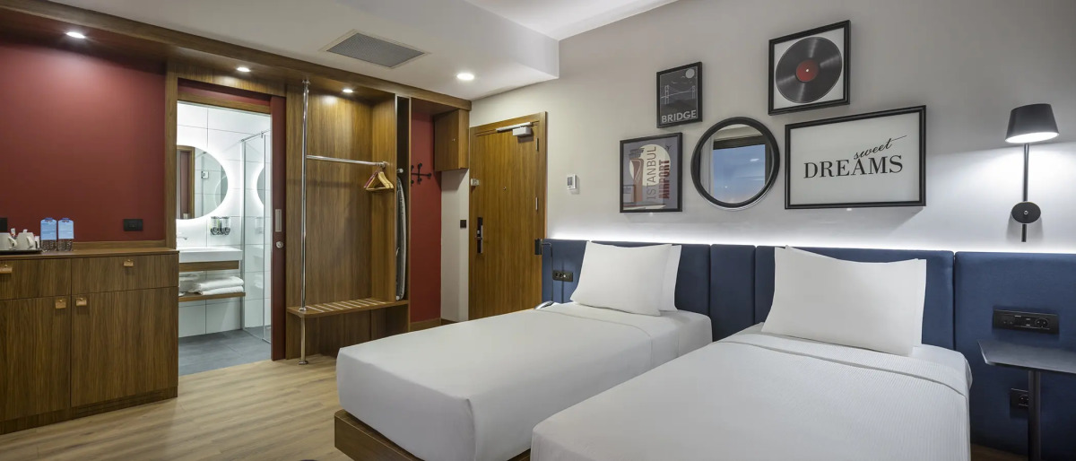 Отель Hampton by Hilton Istanbul Arnavutkoy