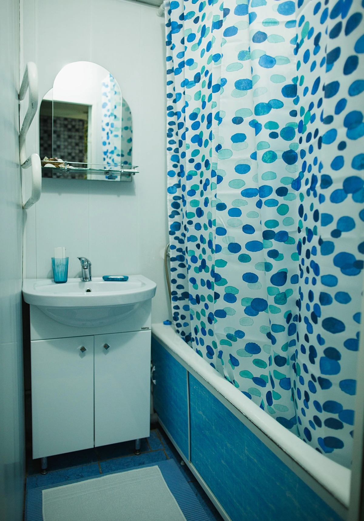 Апартаменты Юбилейный-10 для командировочных с 4 раздельными спальными местами