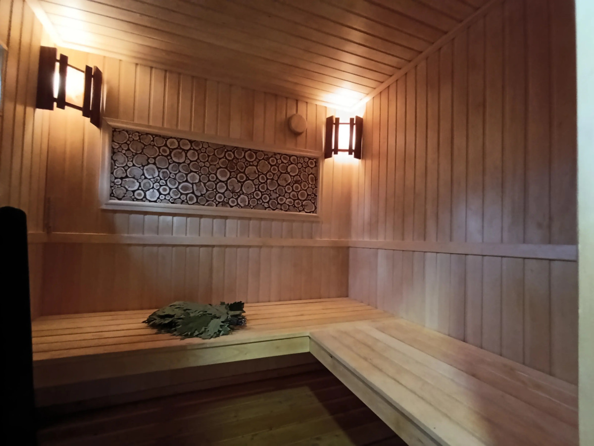 Частный дом Загородный комплекс на берегу реки с баней 1