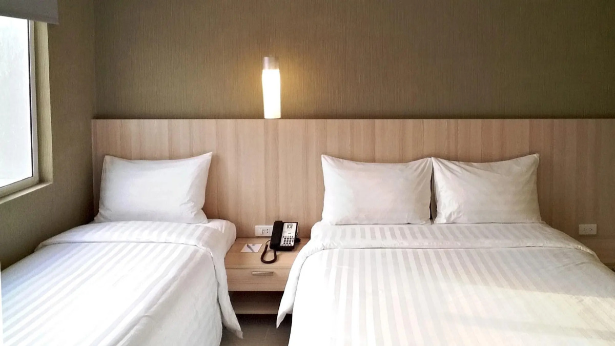 Отель101 Manila- Multi-Use Hotel