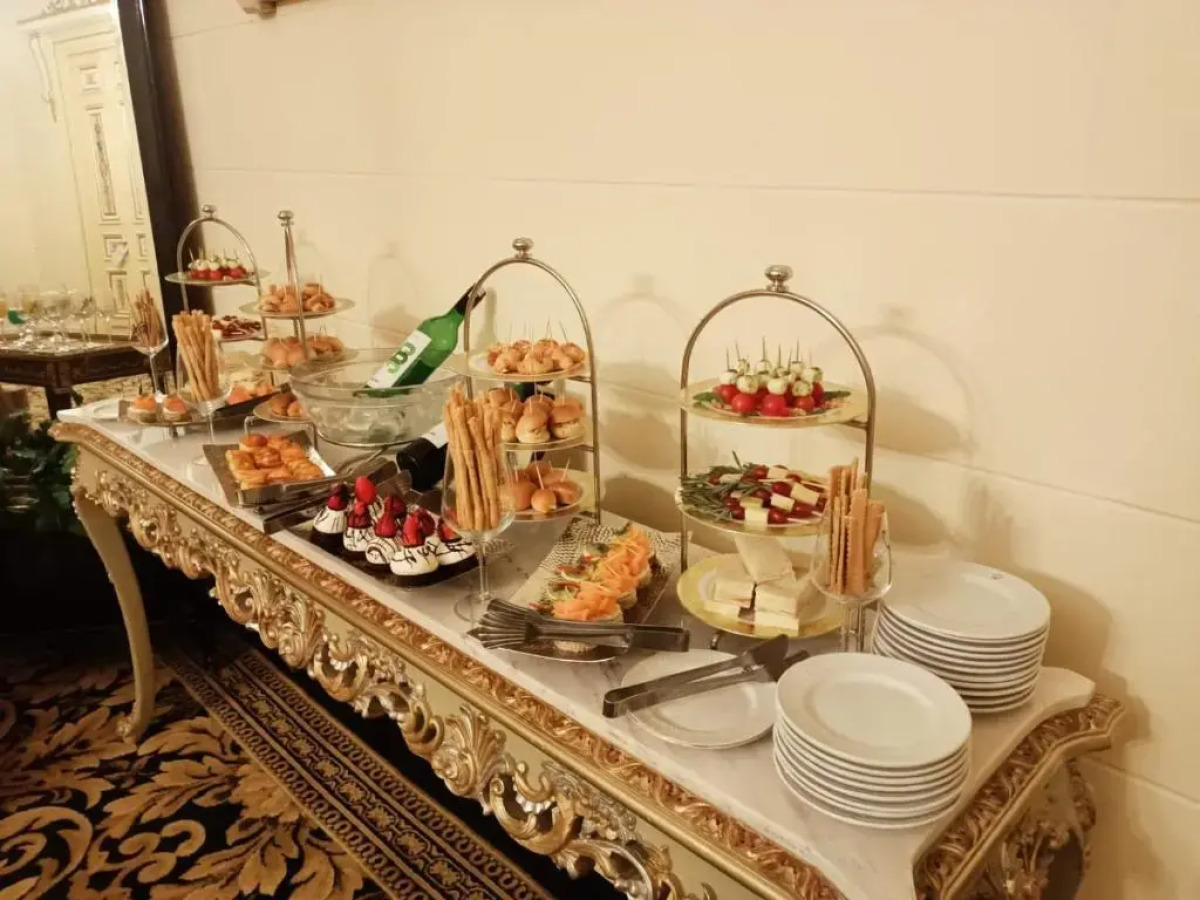 Отель Windsor Palace Luxury Heritage Hotel Since 1902