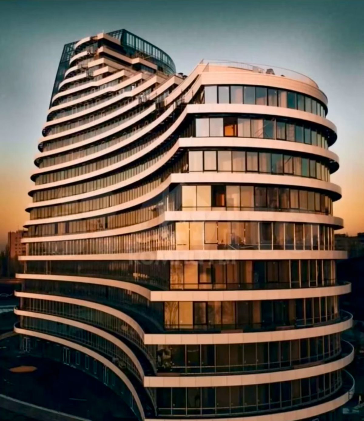 Апартаменты в Доме Бизнес-Класса Atlantis у Самого Красивого Парка Города