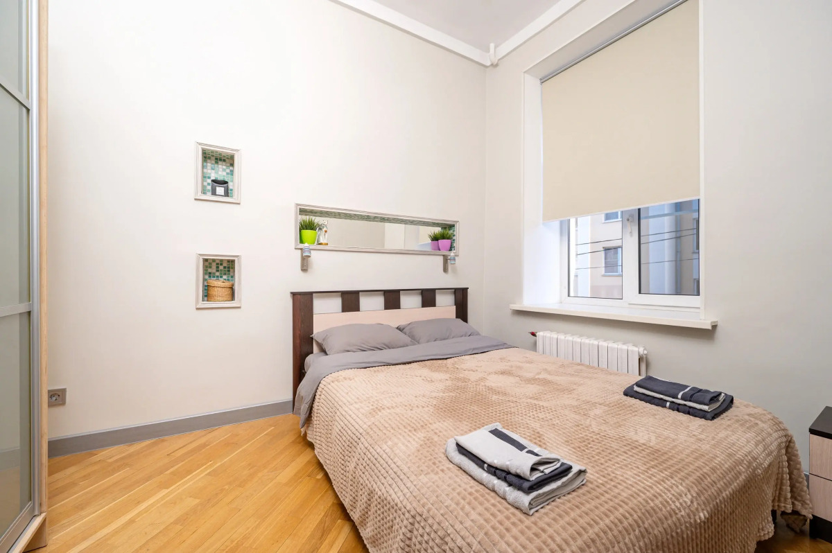 Апартаменты на Моисеенко 4