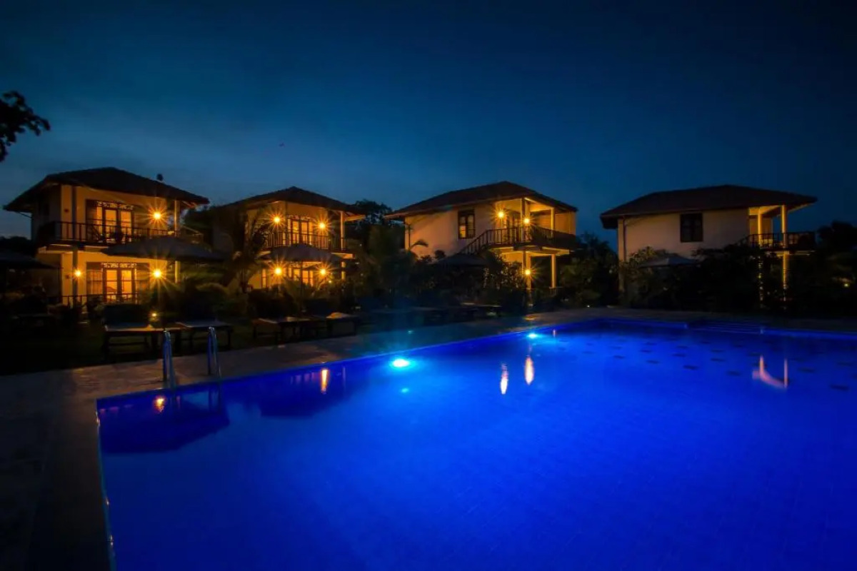 Курортный отель Ananthaya Beach