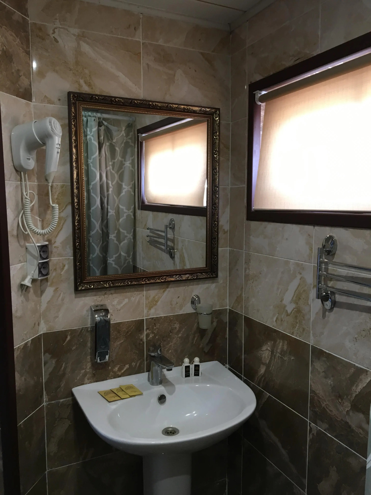 Отель Алекс Хаус