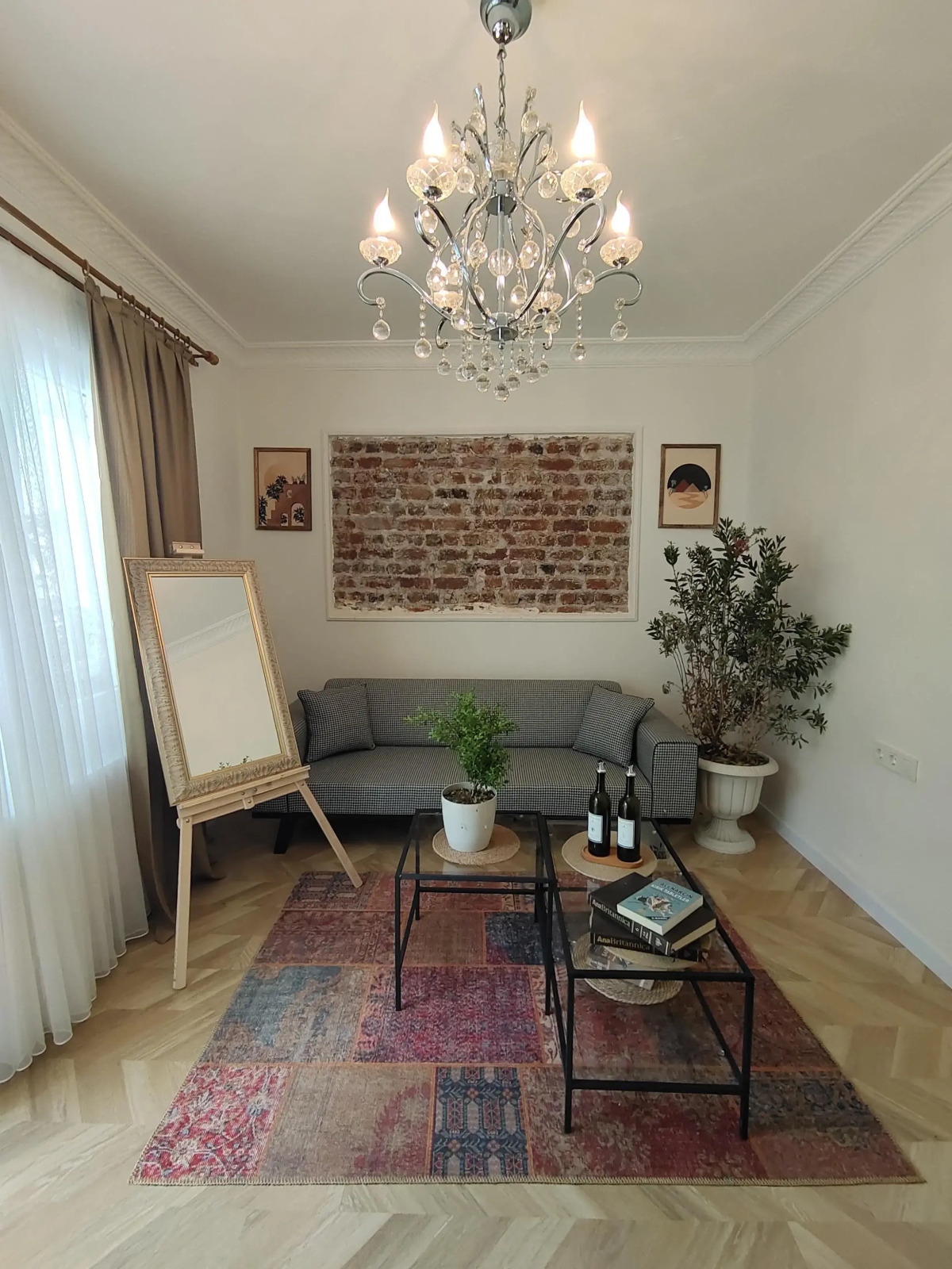 Apartments 2BR balcony house near Hilton bosphorus hotel