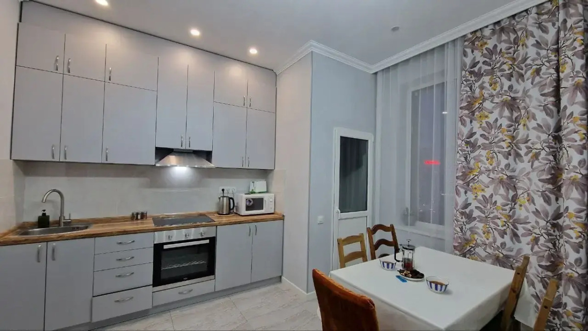 Апартаменты Личный комфорт в престижном районе: 2 полноценные спальни, 2 ванные комнаты