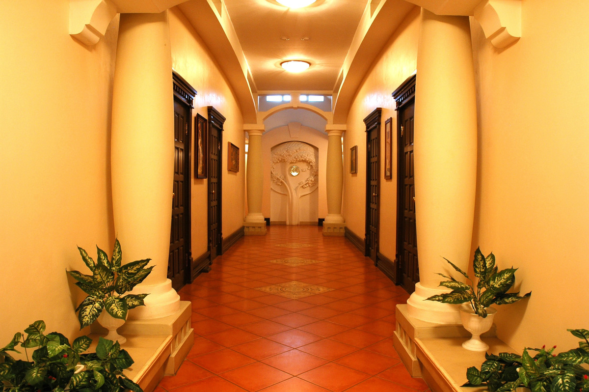 Отель Велес