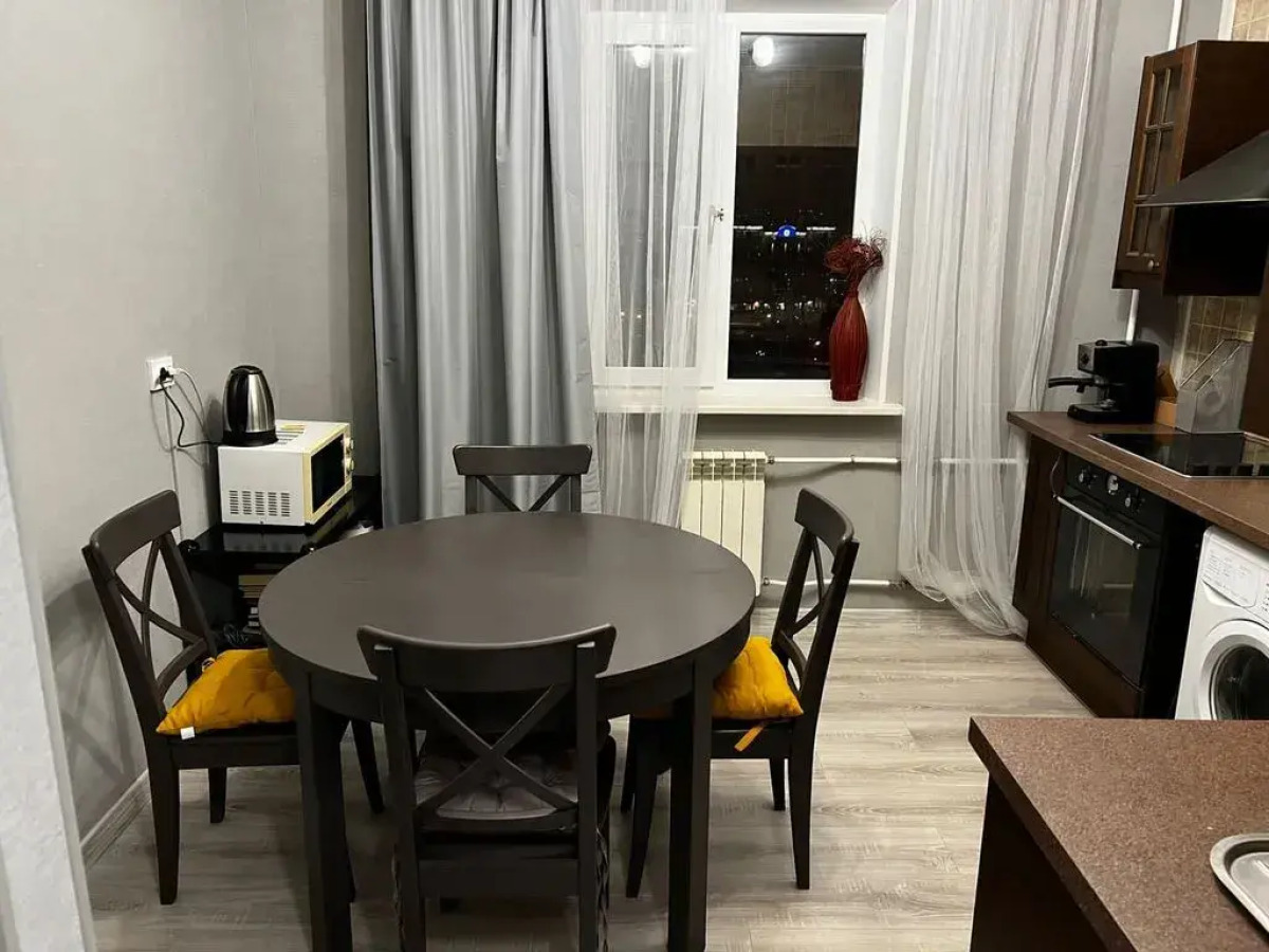 Апартаменты у Лахта Центра Трёхкомнатные