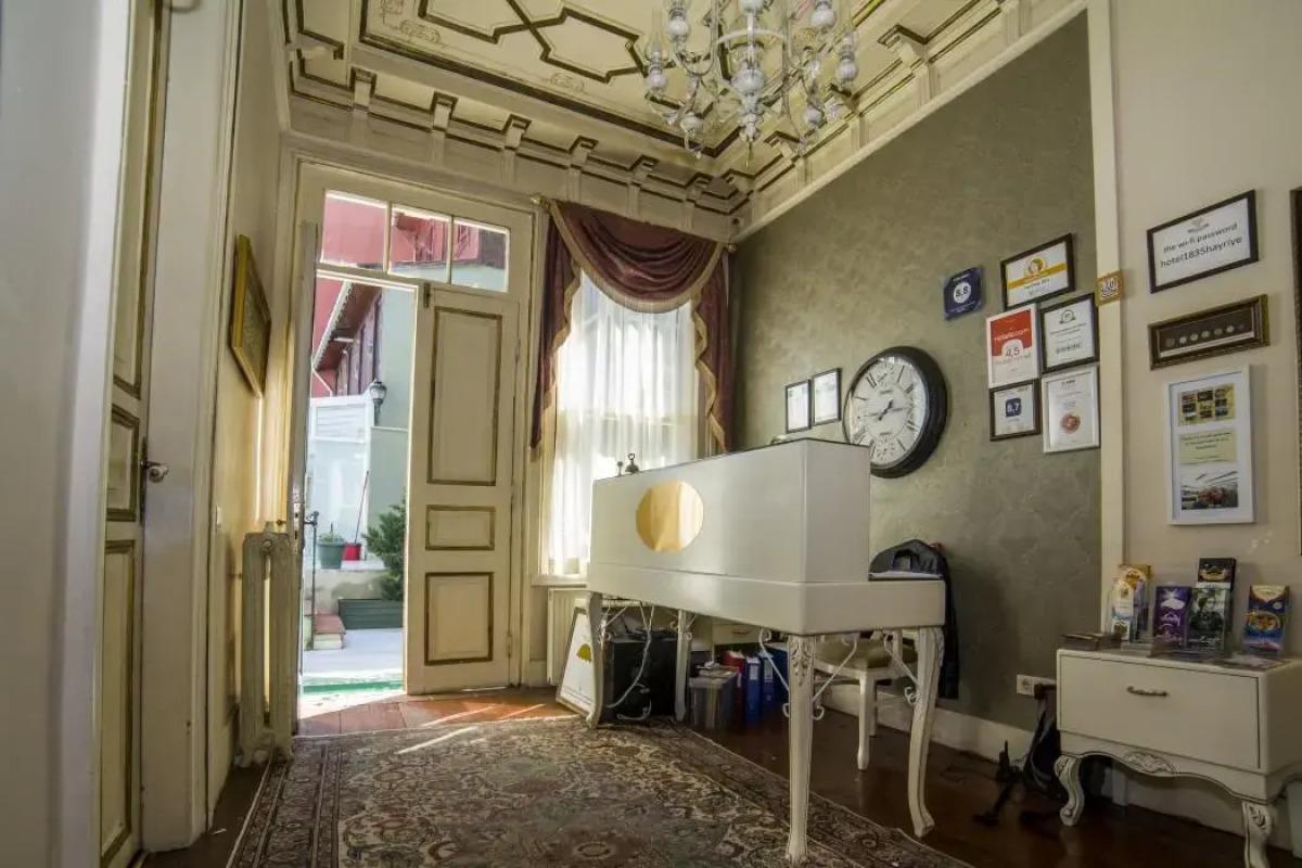 Отель HHK Hotel