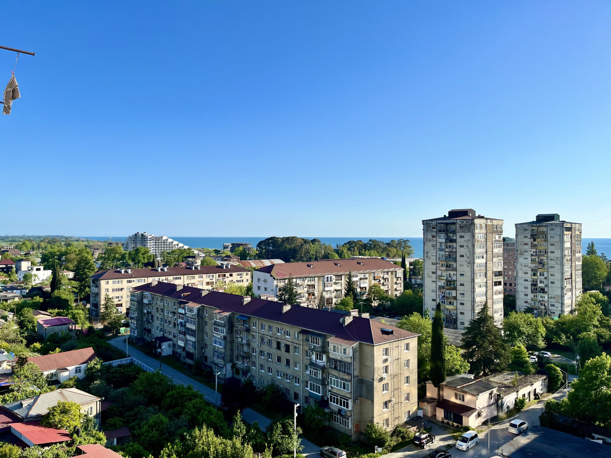 Квартира Апартаменты в Центре Гагры с Видом на Море и Горы