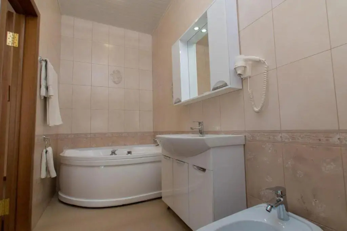 Отель Виноград