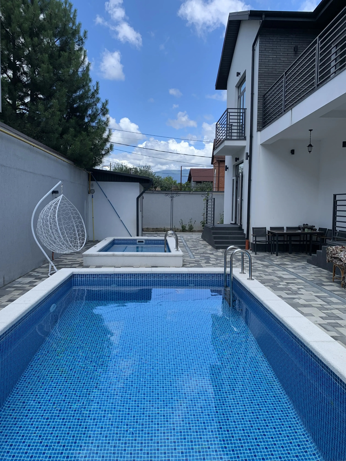 Гостевой дом White House