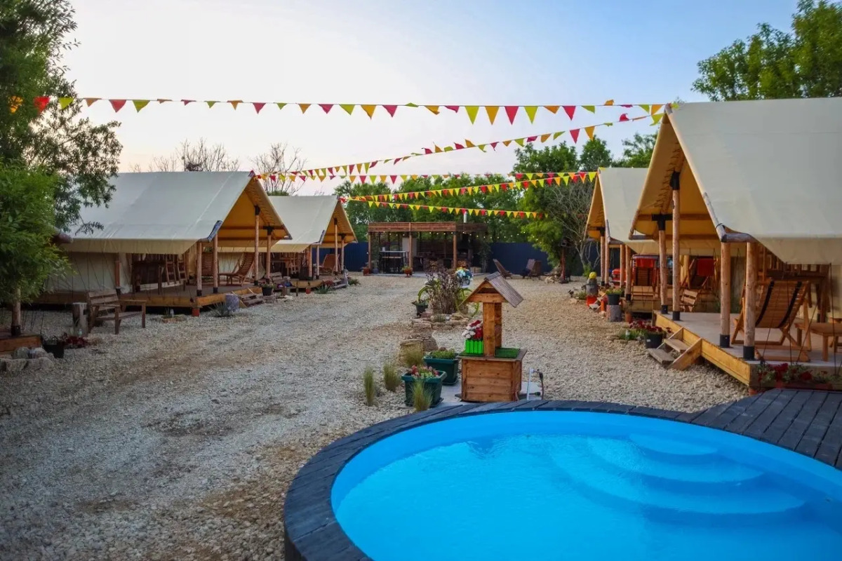 Глэмпинг Гости