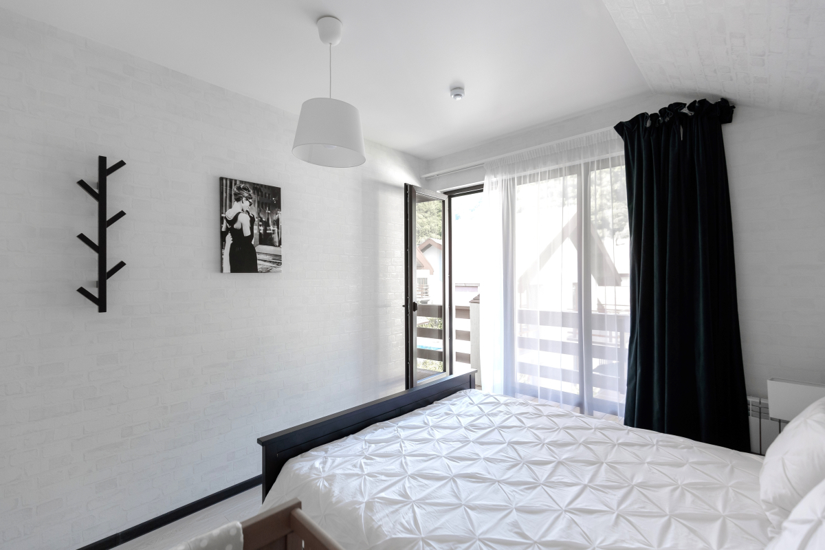 Частный Дом напротив казино с личной парковкой