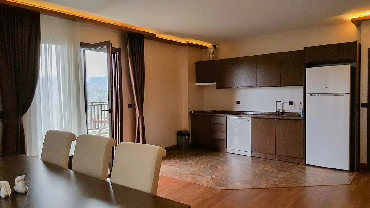 Курортный отель Sera Lake Resort