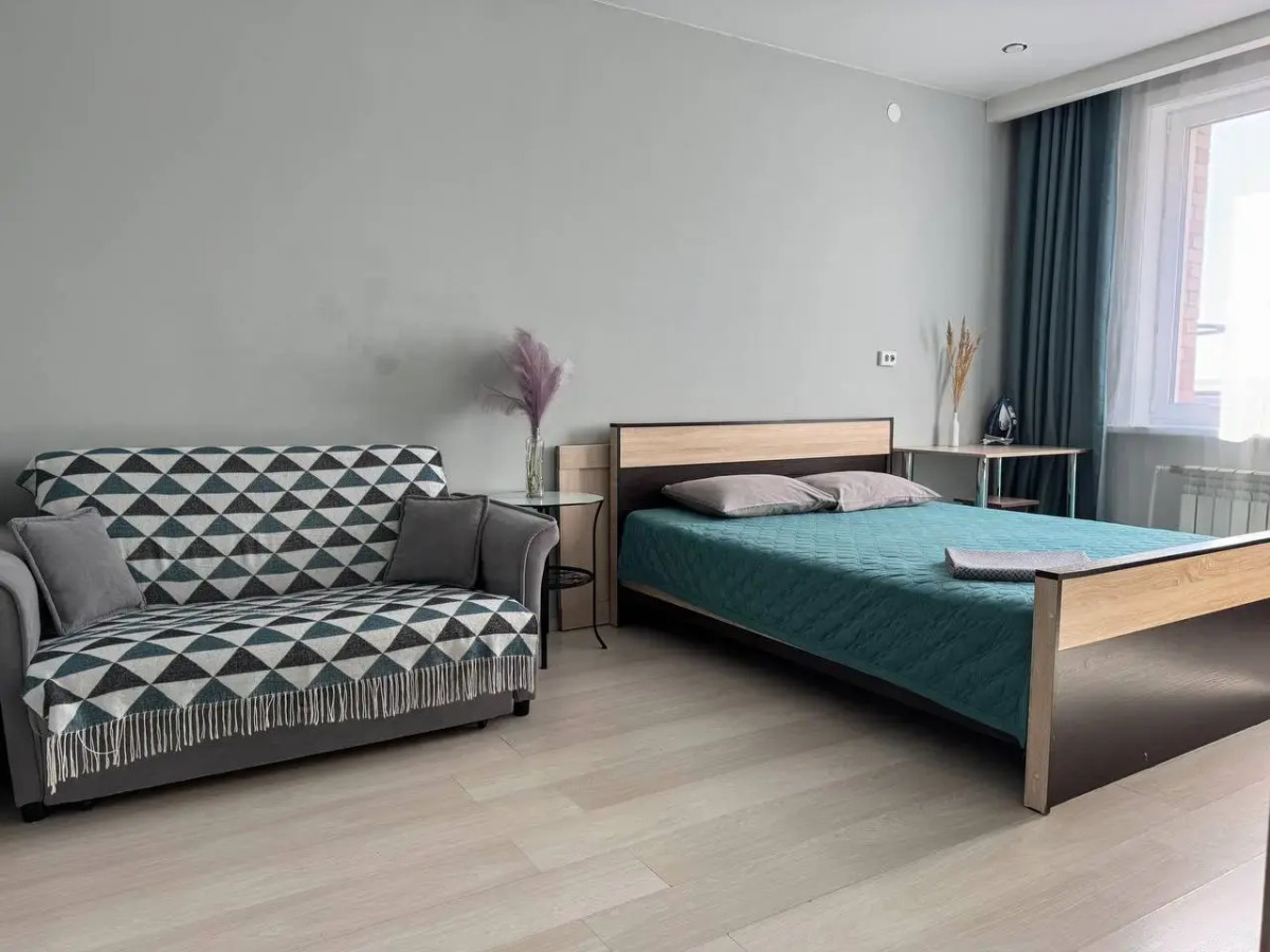 Апартаменты Полноценная двухкомнатная квартира до 7 человек в Центре