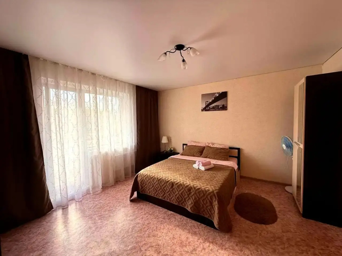 Квартира GoldApart на проспекте Победы 342а