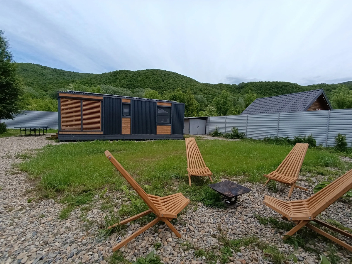 Частный дом Загородный комплекс на берегу реки с баней 1