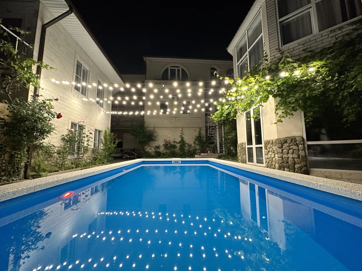 Гостевой дом  Come Inn на Кленовой