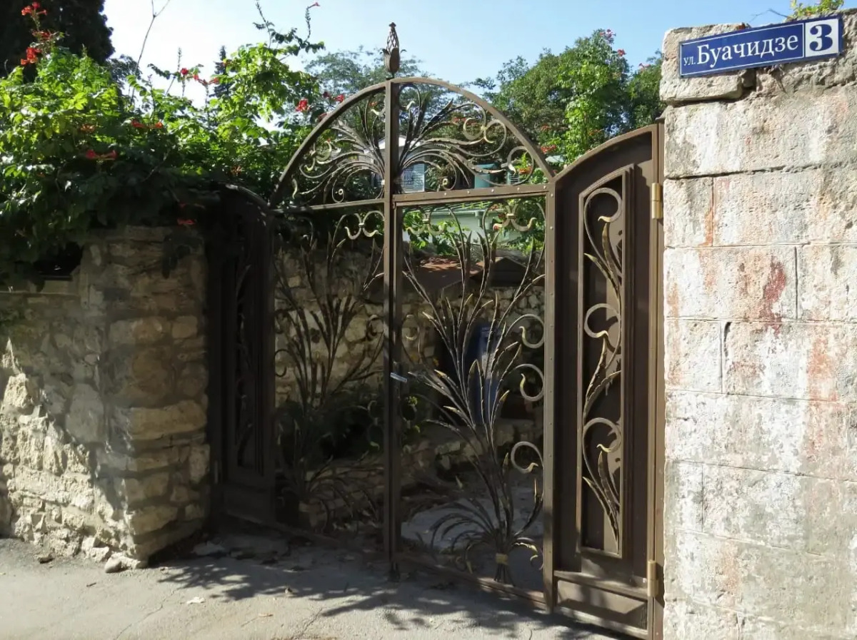 Частный дом с сауной и камином в центре Пятигорска