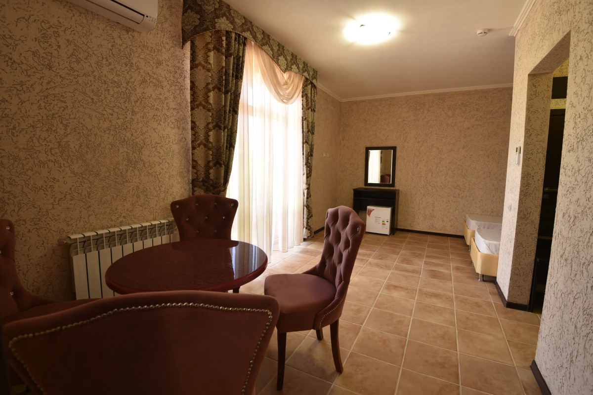 Отель Замок Азов