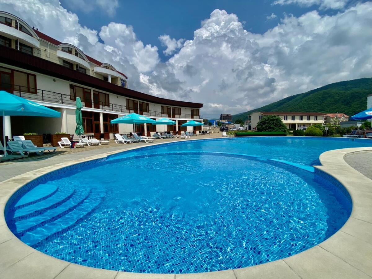 Отель Морской Клуб