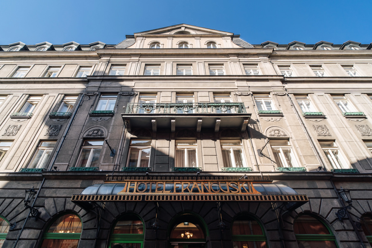 Отель H15 Francuski Hotel