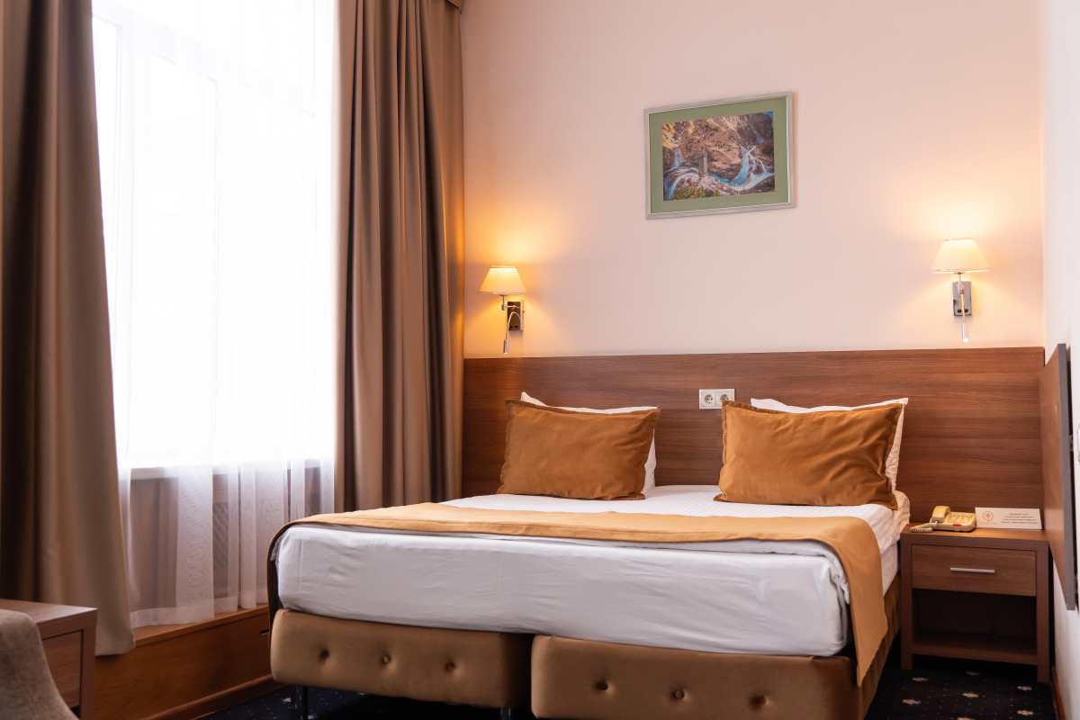 Отель Central City