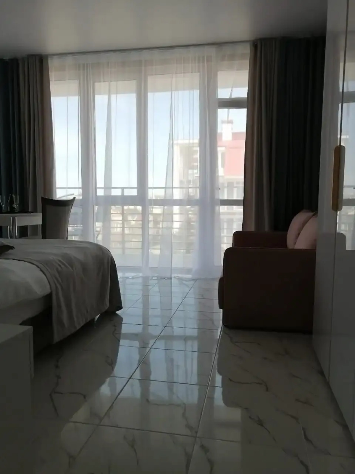 Апартаменты Fiolent Village Аngetur