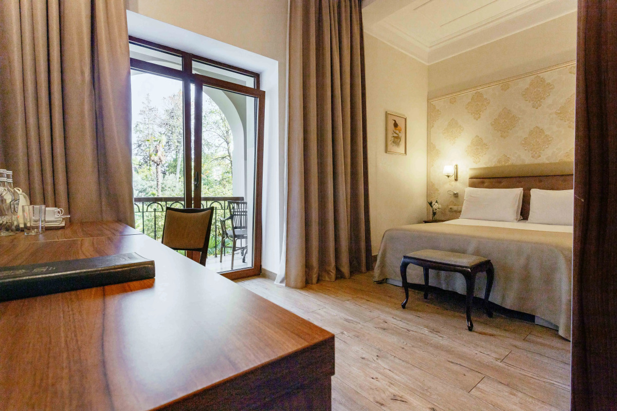 Amra Park Hotel & Spa