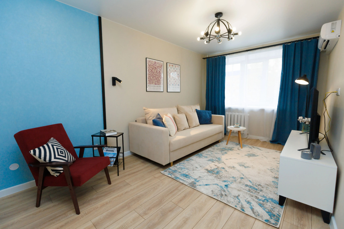 Квартира с новым ремонтом в центре