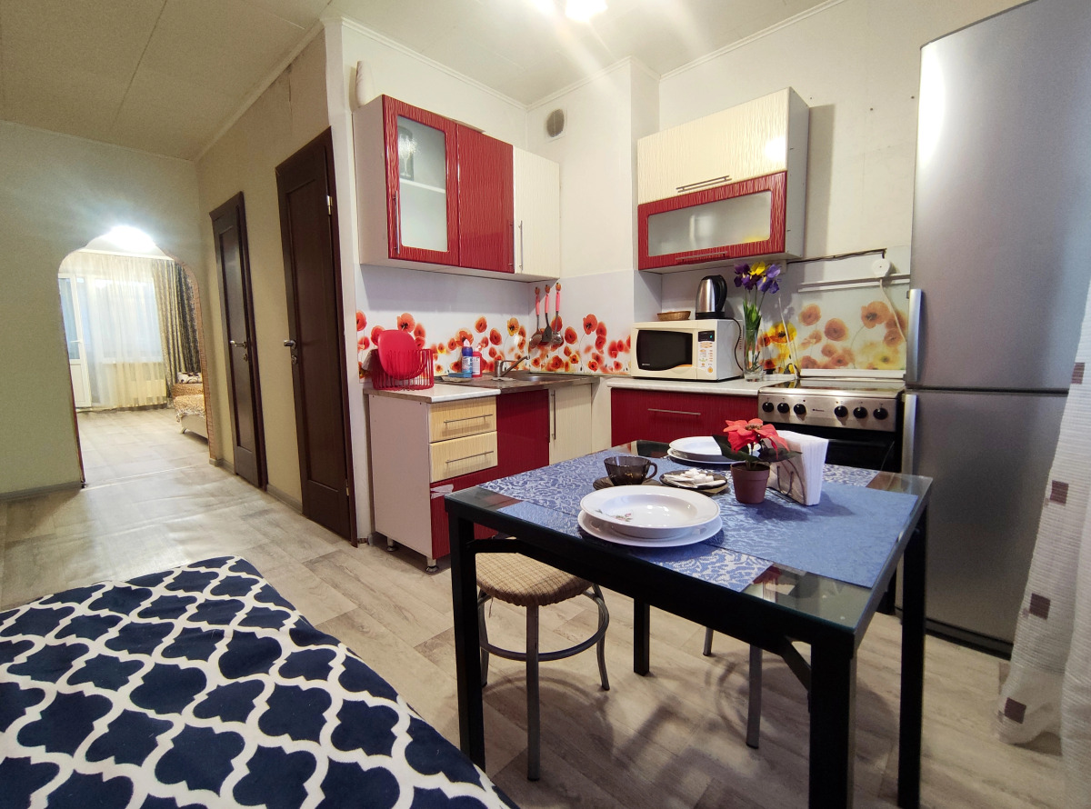 Квартира двухкомнатная рядом с пирамидой Газпрома