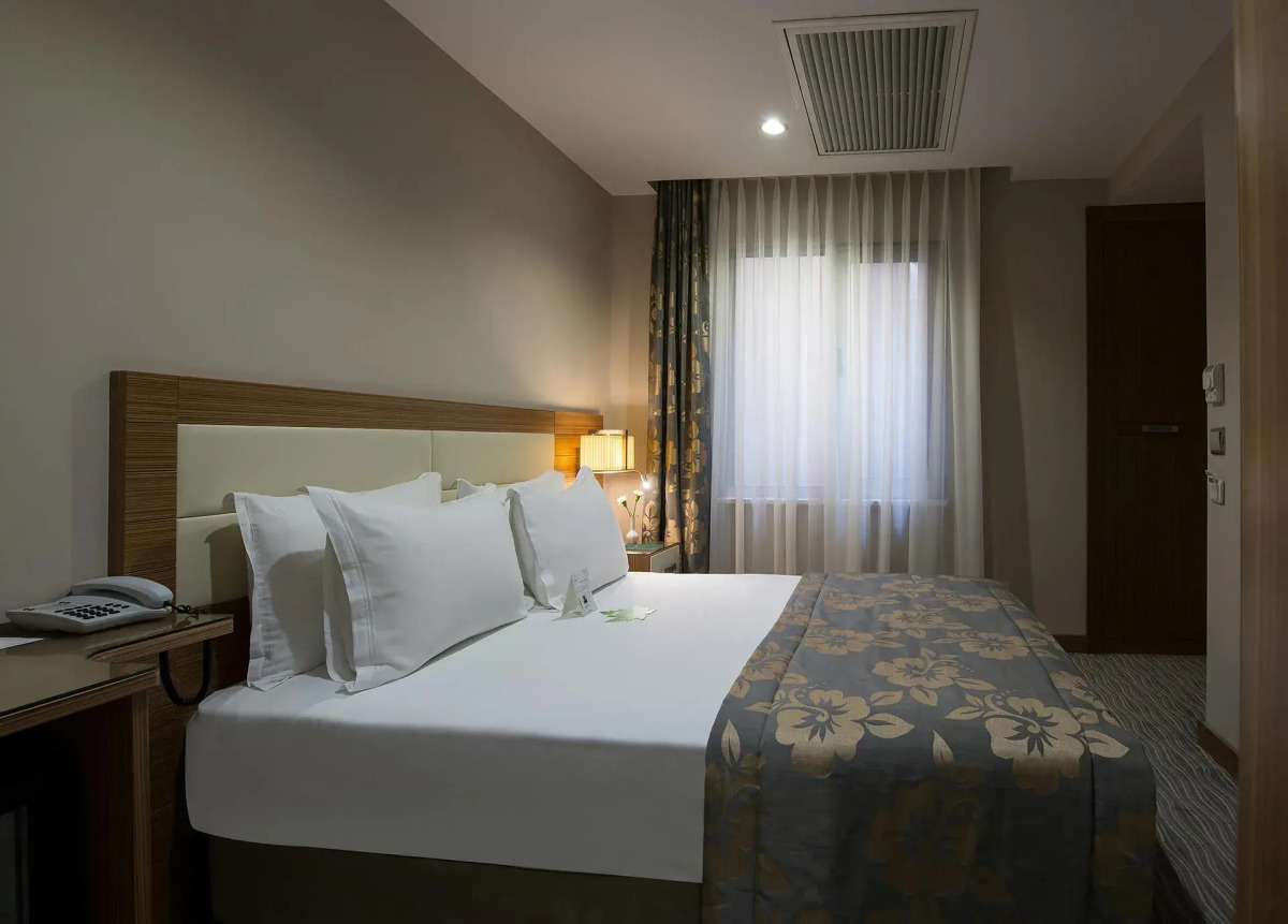 Отель Yasmak Sultan