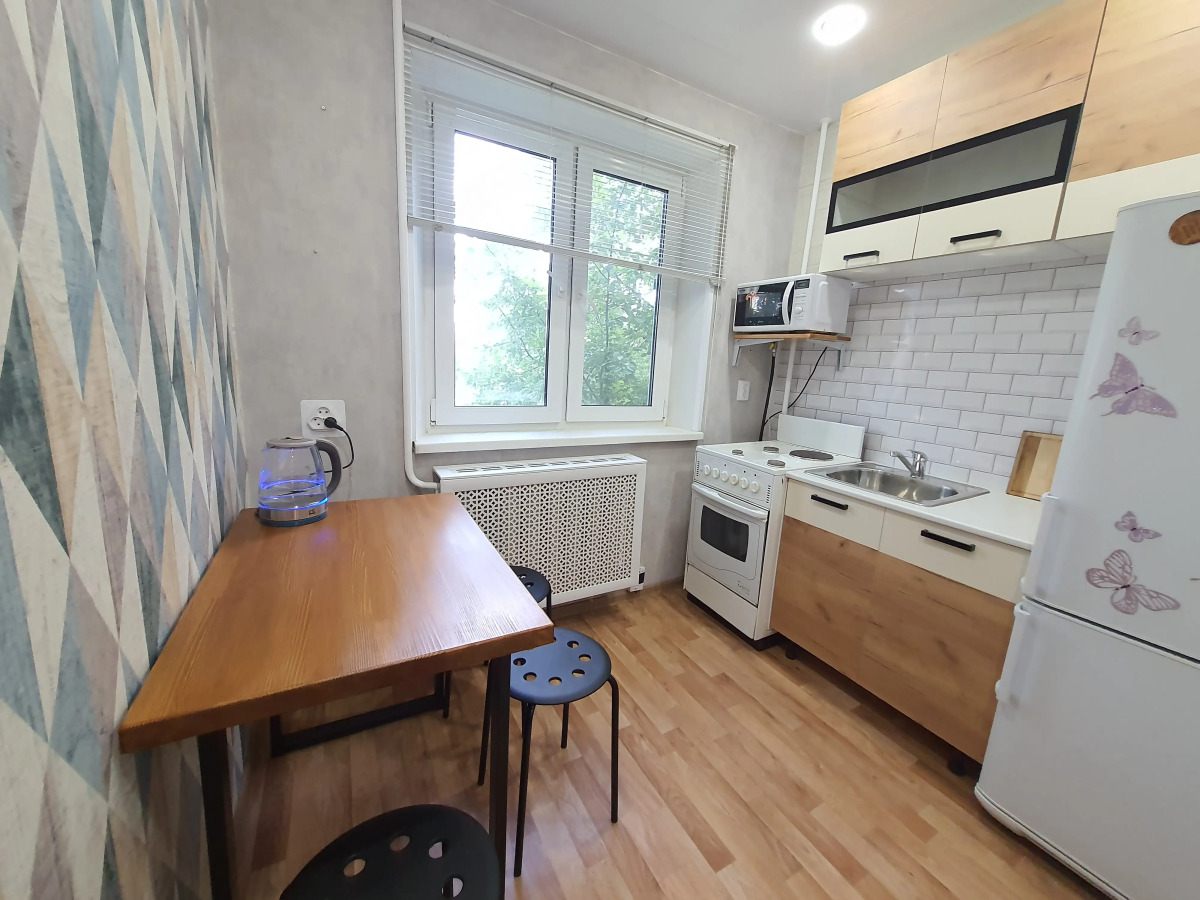 Апартаменты Двухкомнатные на Семафорной 235