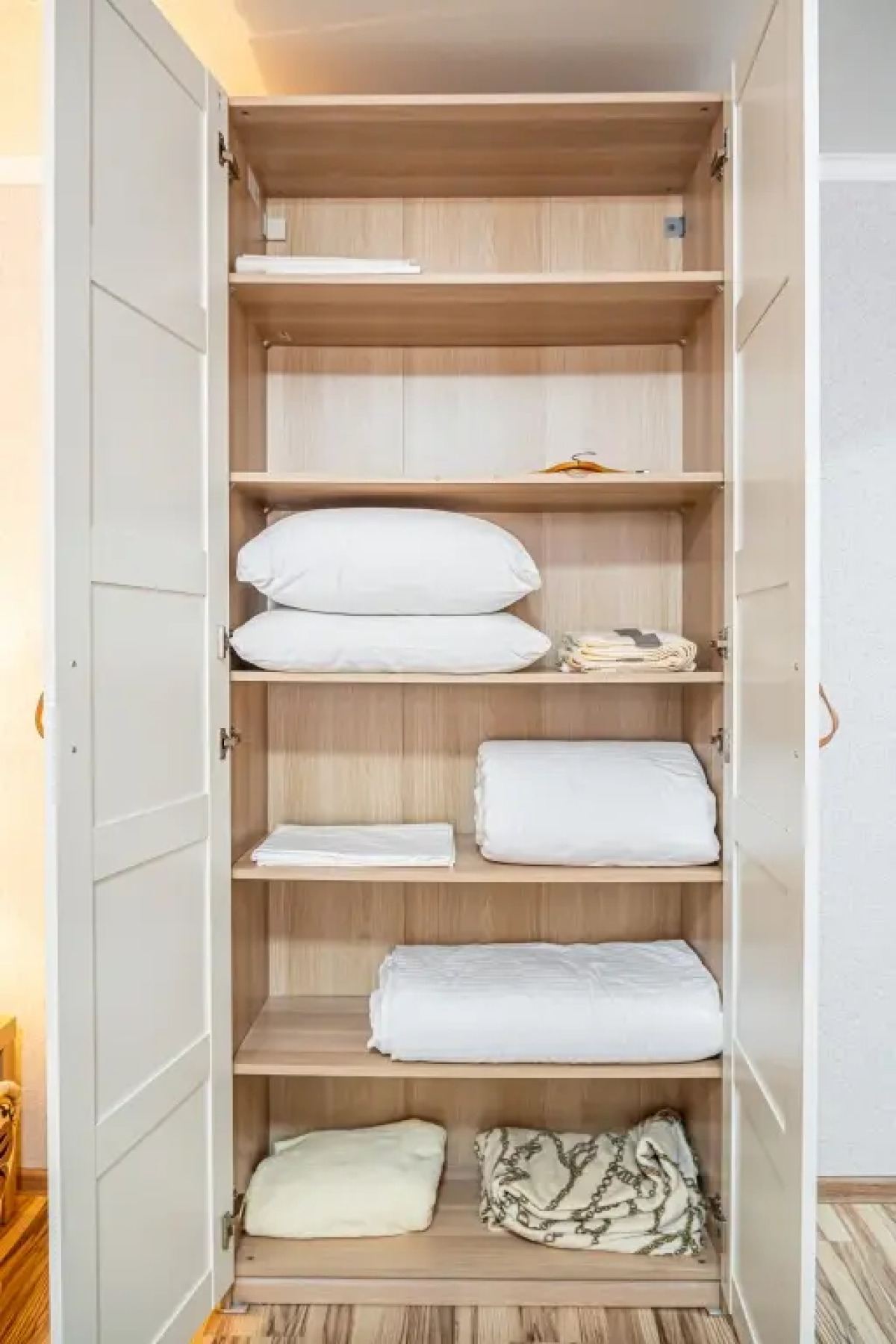 Апартаменты Улучшенные с Видом на Город в Тырнаузе от Квартирукинг