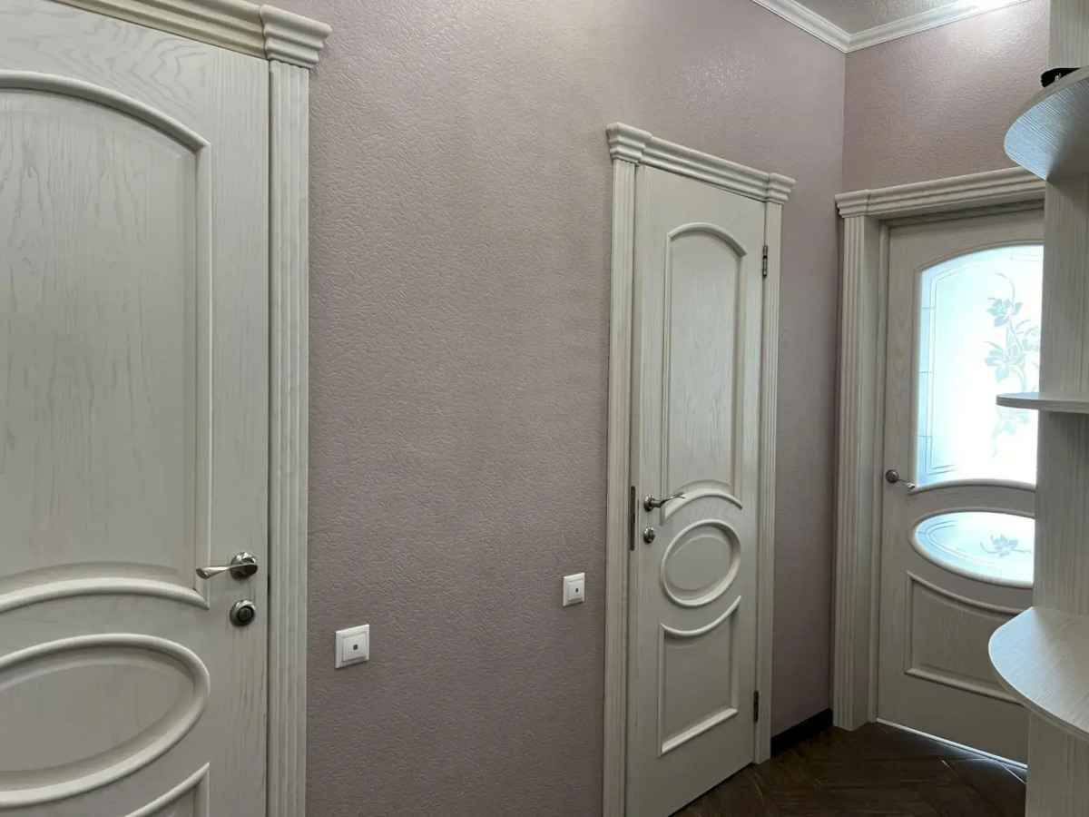 Квартира 8 Просторная 2-к в р-не Дельфинария - до моря 10 мин