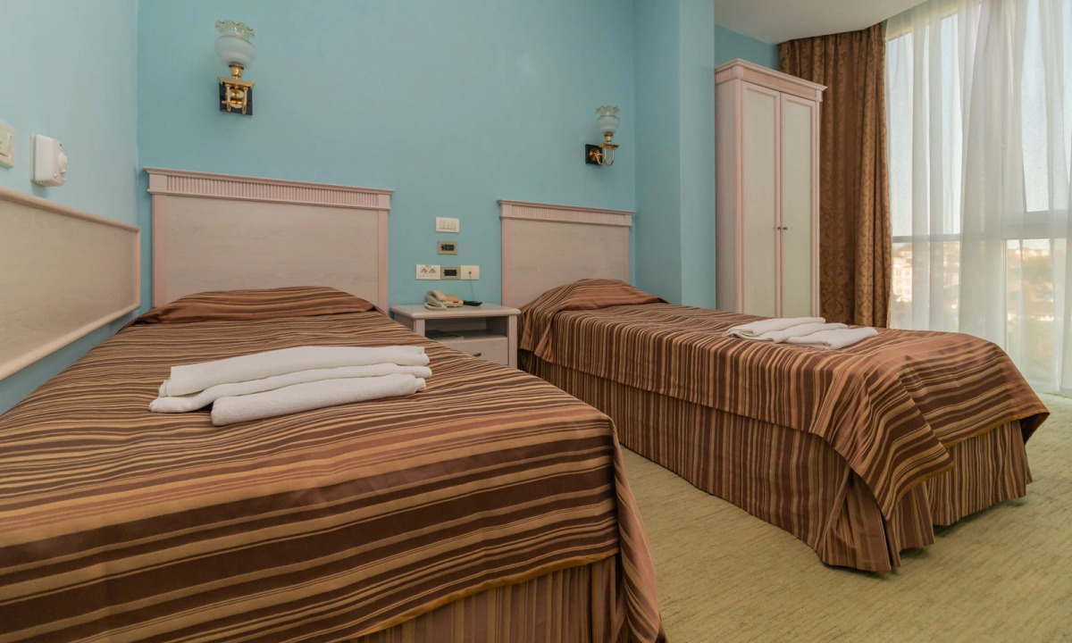 Пансионат Изумруд