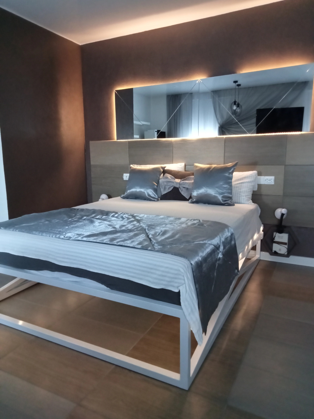 Апартаменты Лофт-Апартаменты на Гагарина 12