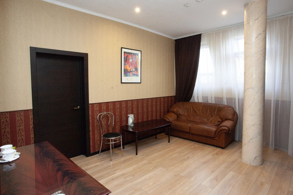 Отель Чкалов