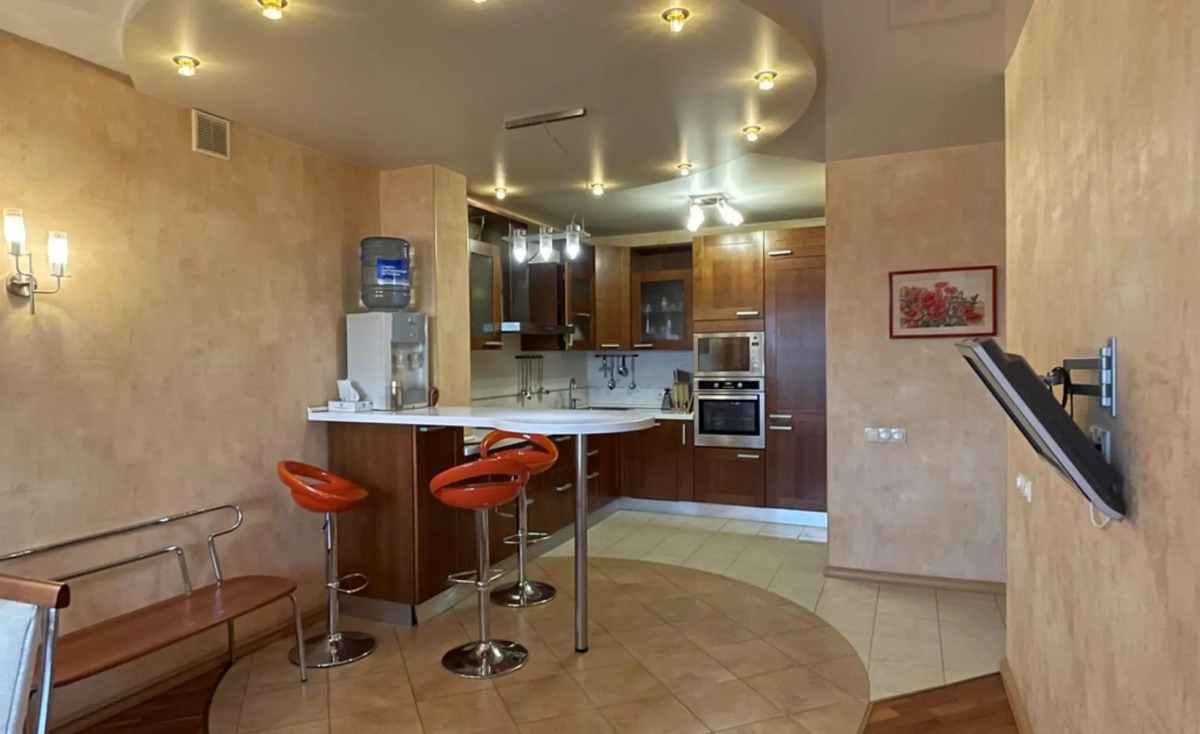 Апартаменты Уютная трёхкомнатная квартира