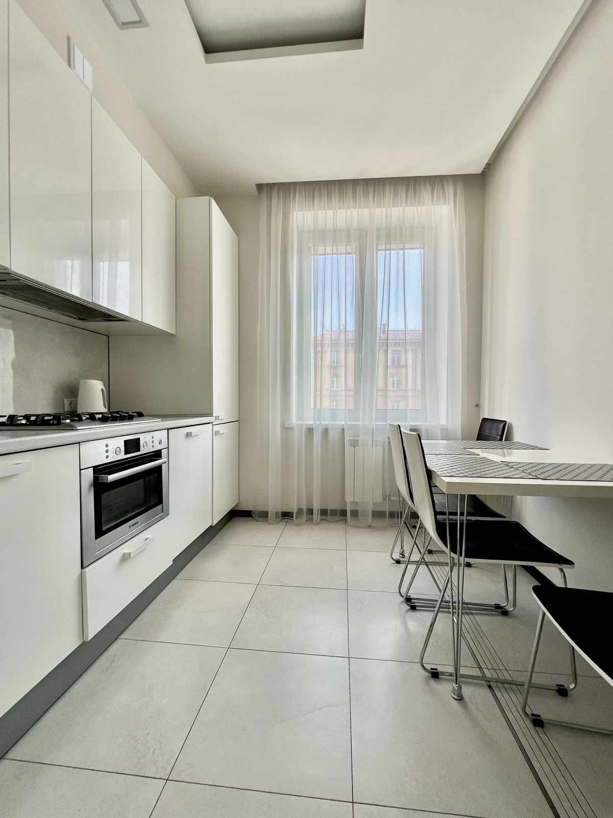 Апартаменты Прекрасная Двухкомнатная Квартира с Видом на Главный Проспект