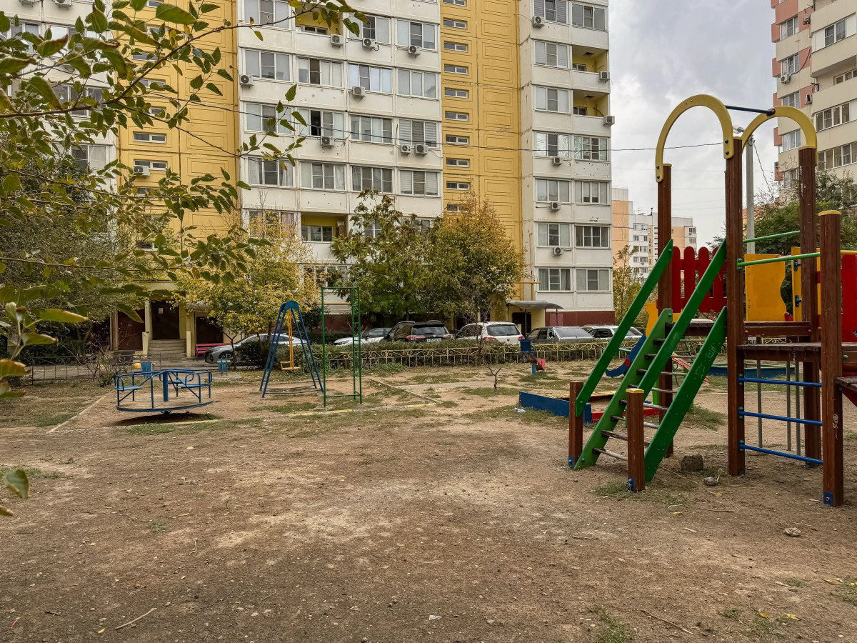 Квартира Green Fox 3-комнатная. 15 минут до центра